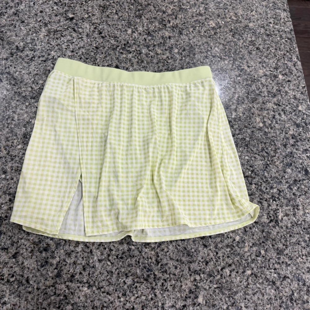Alo Yoga White and Light Green Gingham Athletic Skirt with Built-in Shorts L - Picture 1 of 5